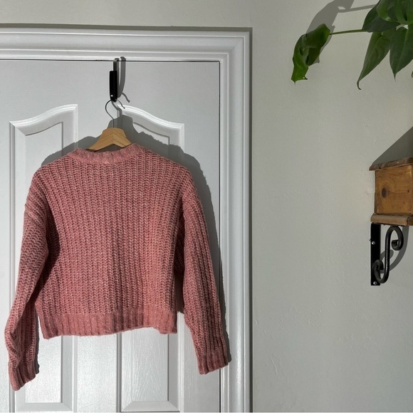 American Eagle | Pale Pink Slightly Cropped Chunky Cozy Crewneck Sweater Size XS - Picture 4 of 8